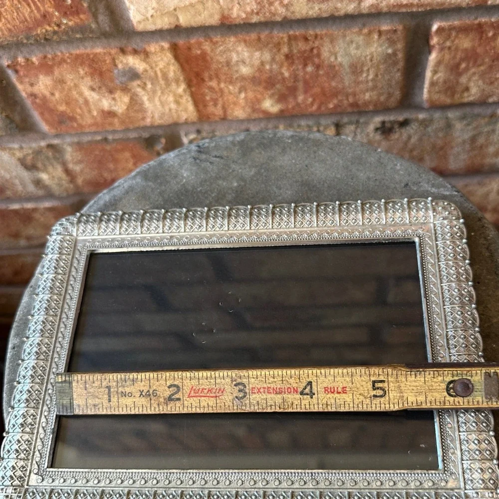 Vintage Ornate Silver Tone Embossed Lattice Tabletop Picture Photo Frame